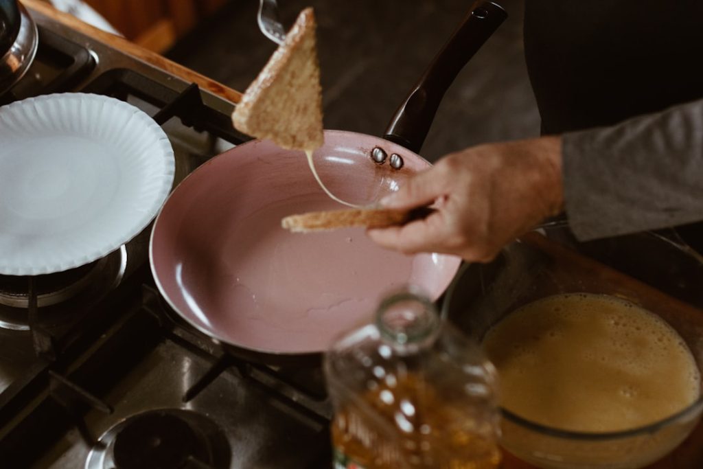 découvrez les avantages des ustensiles de cuisine antiadhésifs : une cuisson saine, facile à nettoyer, idéale pour préparer vos plats préférés sans accrocher. choisissez la qualité pour une cuisine pratique et gourmande.