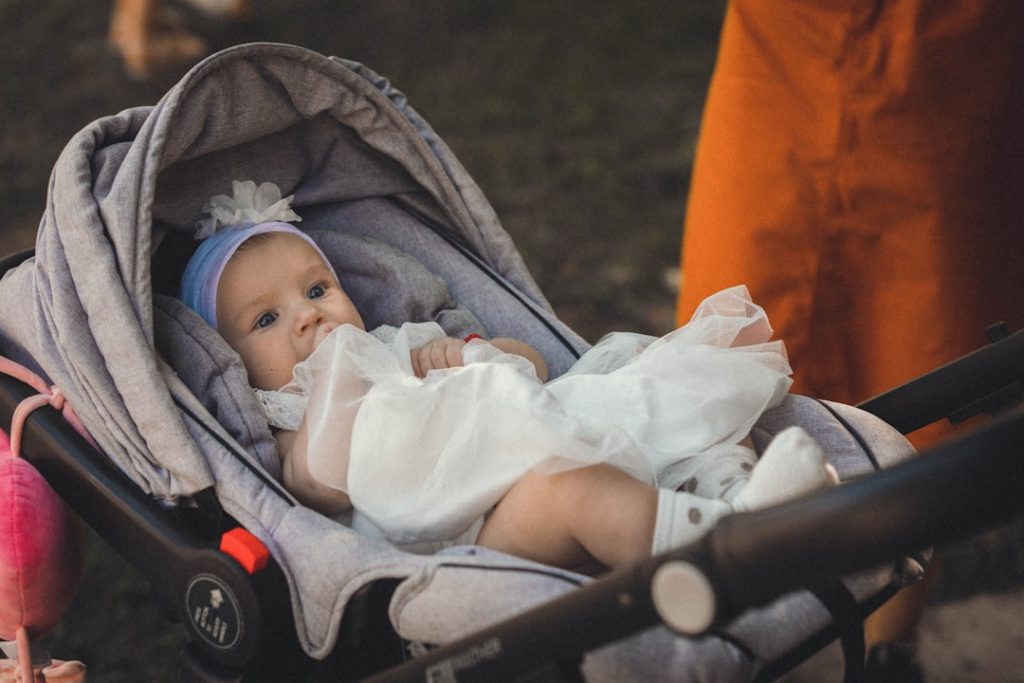 découvrez nos conseils pratiques pour voyager facilement avec bébé et rendre vos déplacements en famille agréables et sereins.