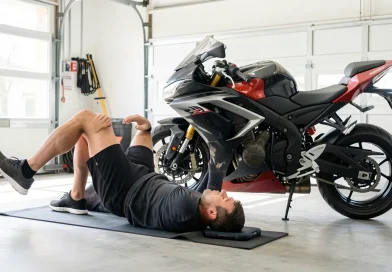 Comment la musculation améliore vos performances à moto